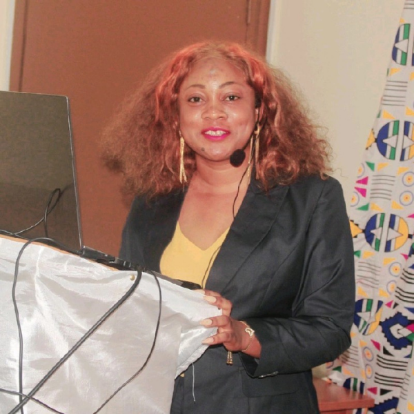  Dr Amandine NJEUGEUT MBIAFEU